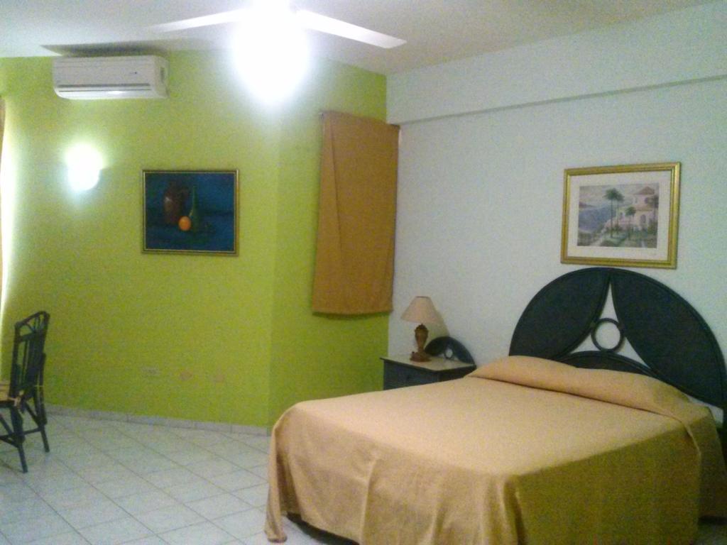 Apartahotel Jardines Metropolitanos Santiago De Los Caballeros Quarto foto